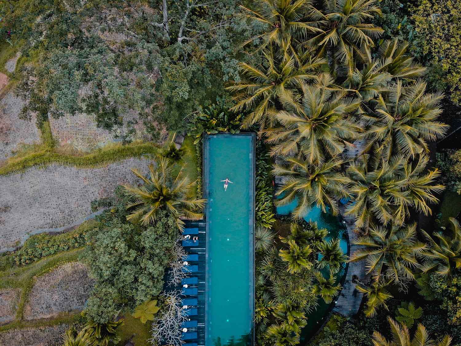 在巴厘岛无边泳池要做的事情