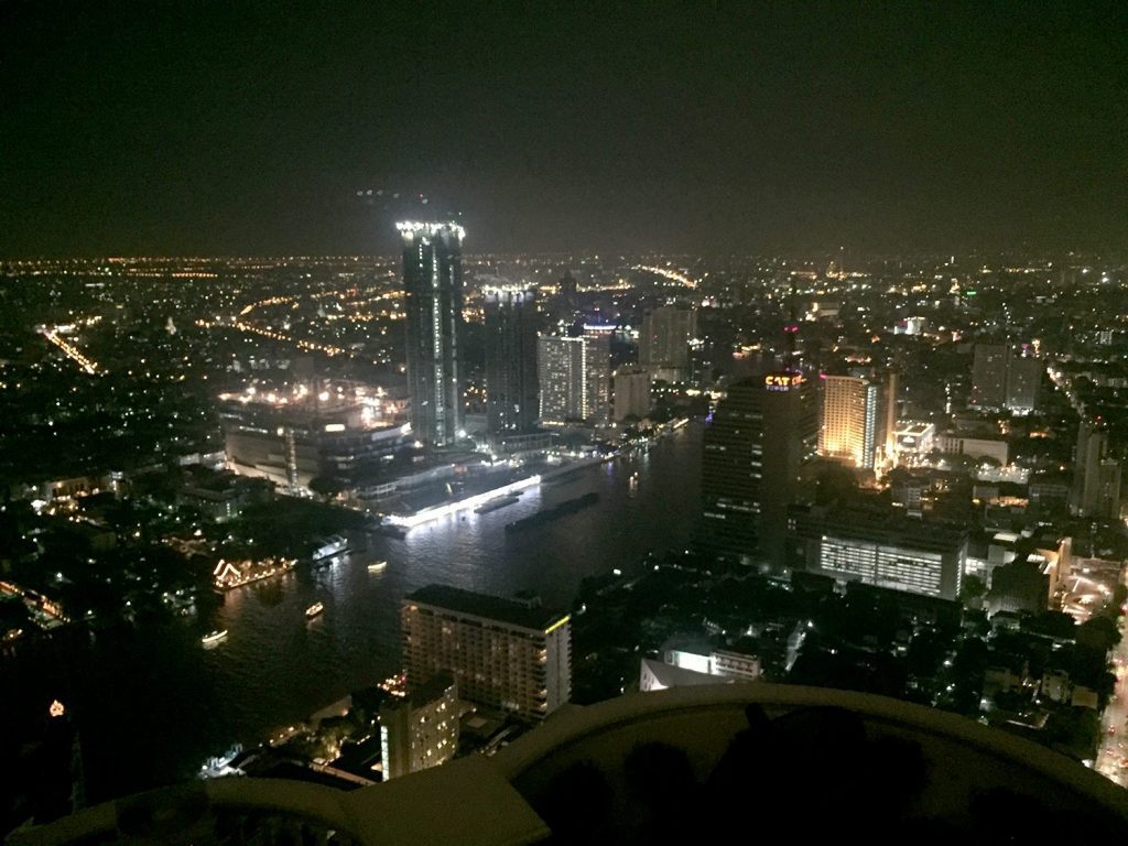 泰国曼谷空中酒吧的景色