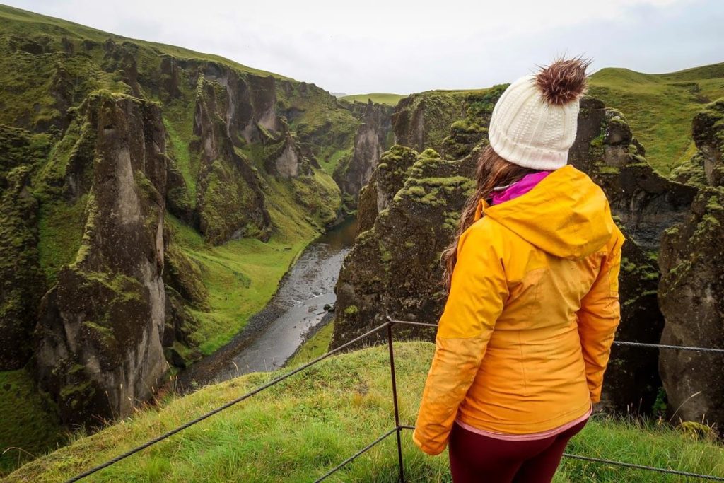 Fjaðrárgljúfur Canyon view