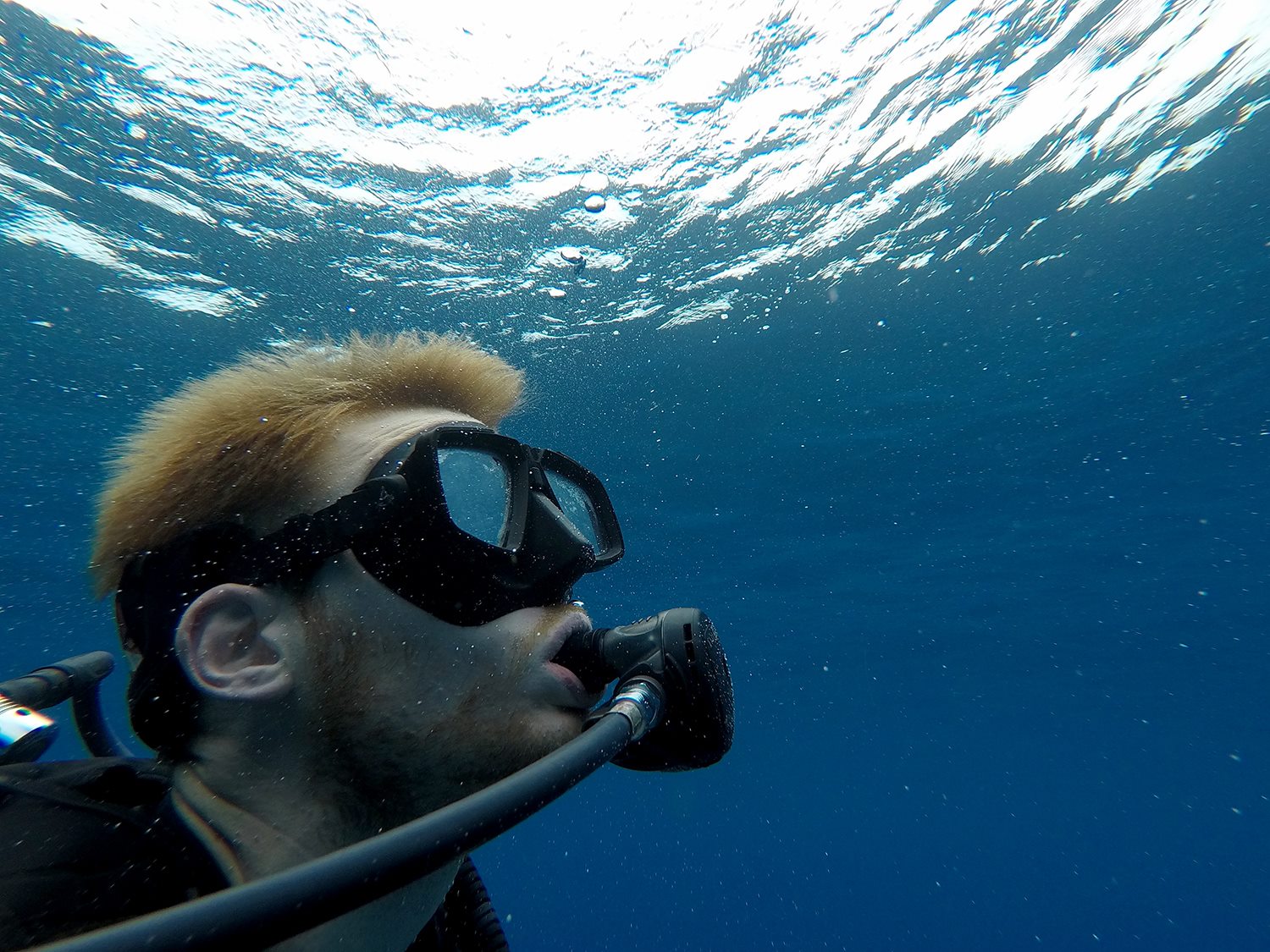 斯米兰群岛居住船邪恶潜水泰国水肺潜水
