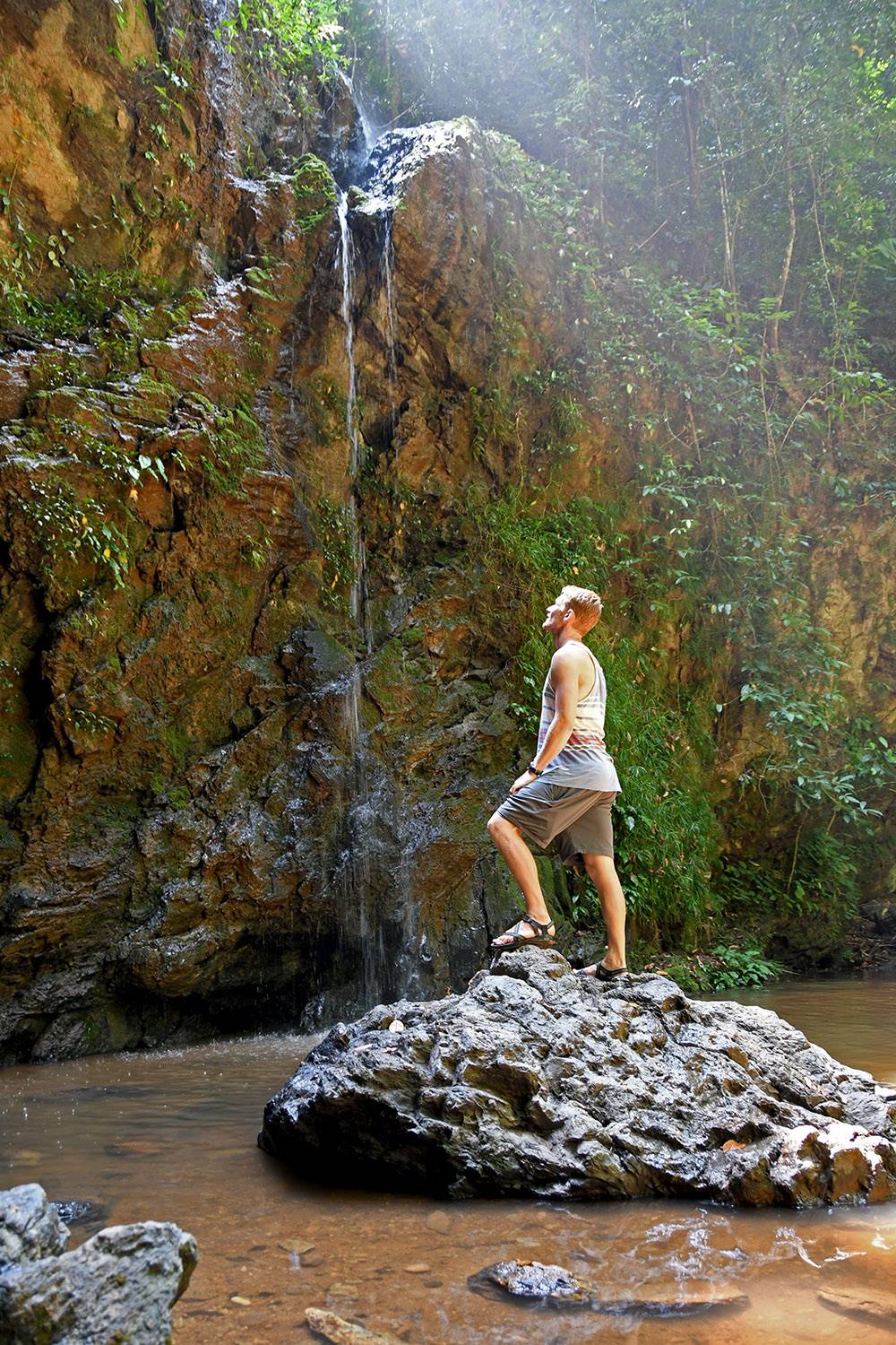 在泰国兰塔岛的Khlong jak瀑布可以做的事情