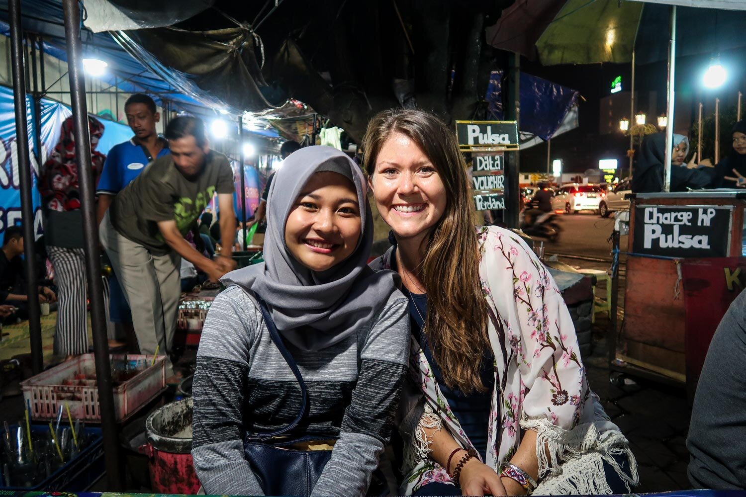 与当地人一起参加爪哇街头美食之旅