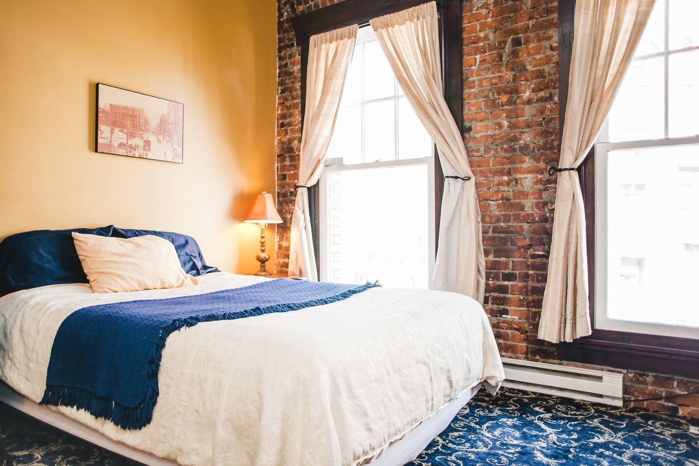 Exposed Brick Airbnb | Photo Credit: Airbnb.com