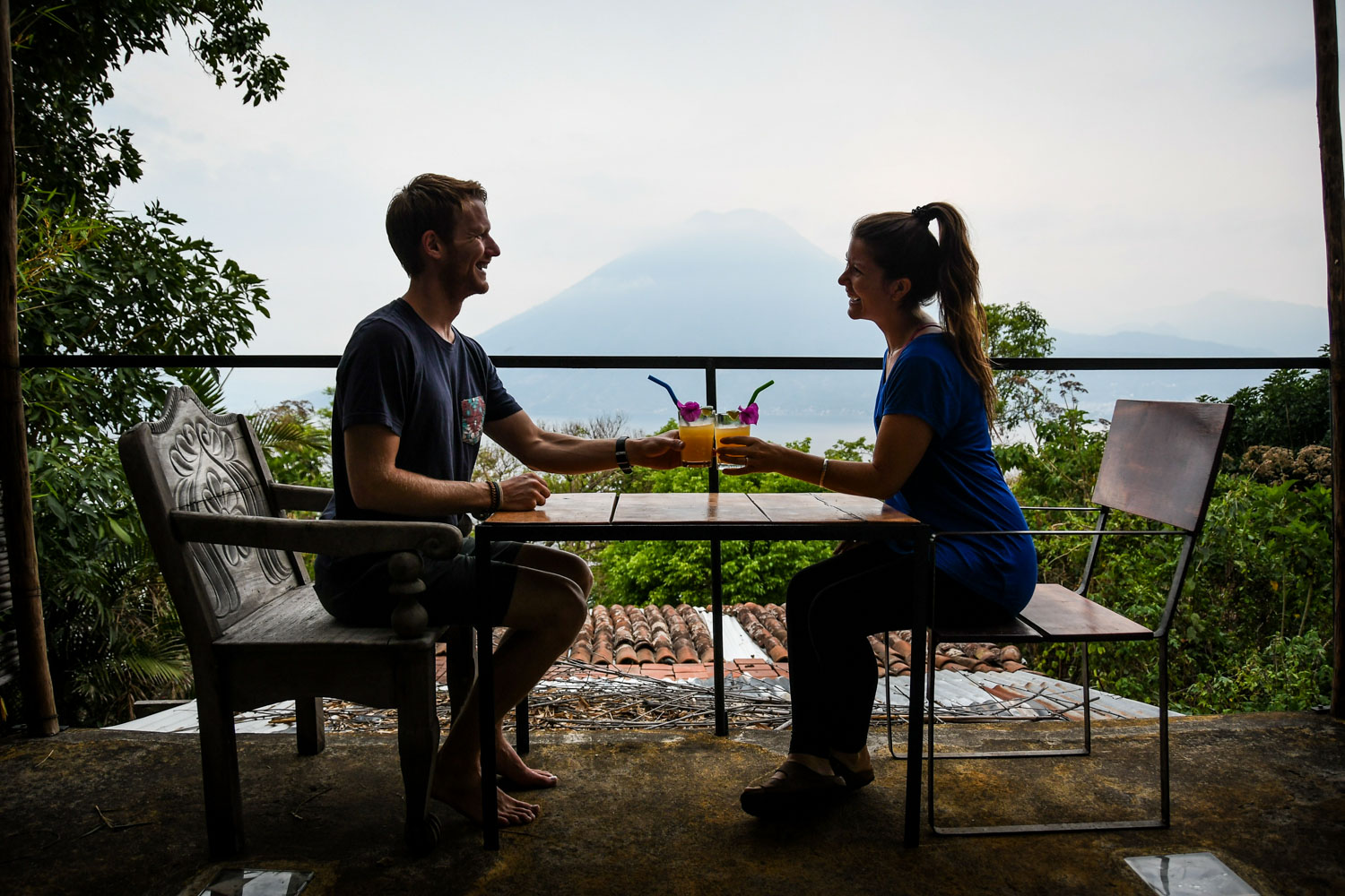 阿提兰湖必做之事:爱彼迎、饮料和火山