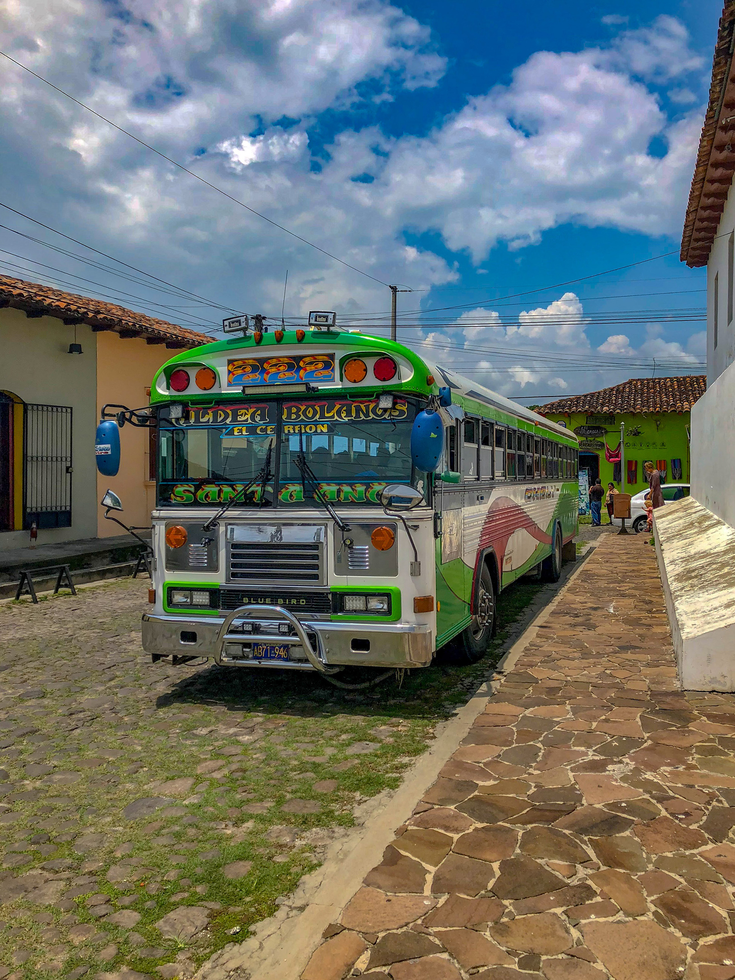 彩色鸡巴士Suchitoto萨尔瓦多