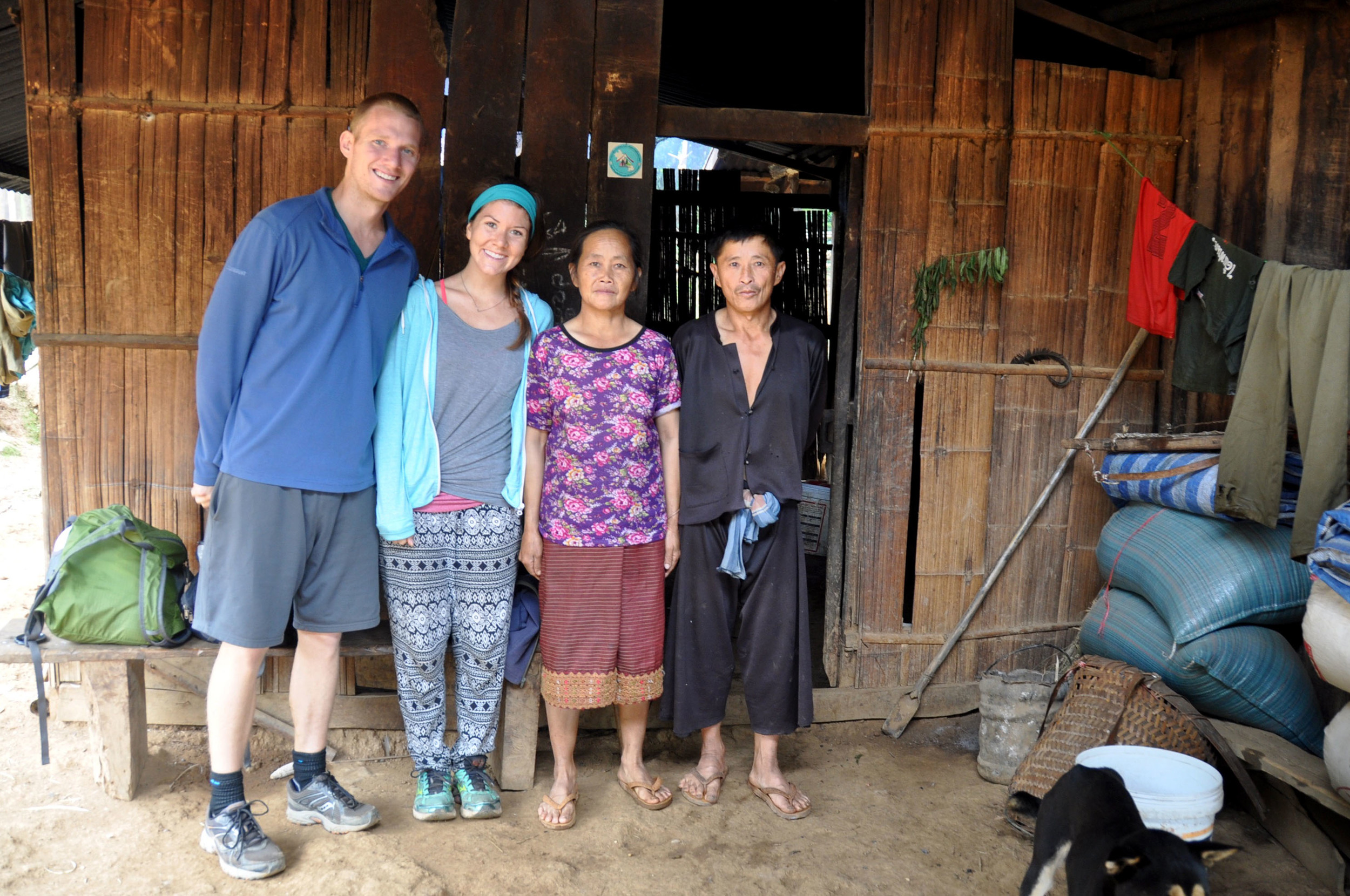 老挝远山部落民宿白象冒险