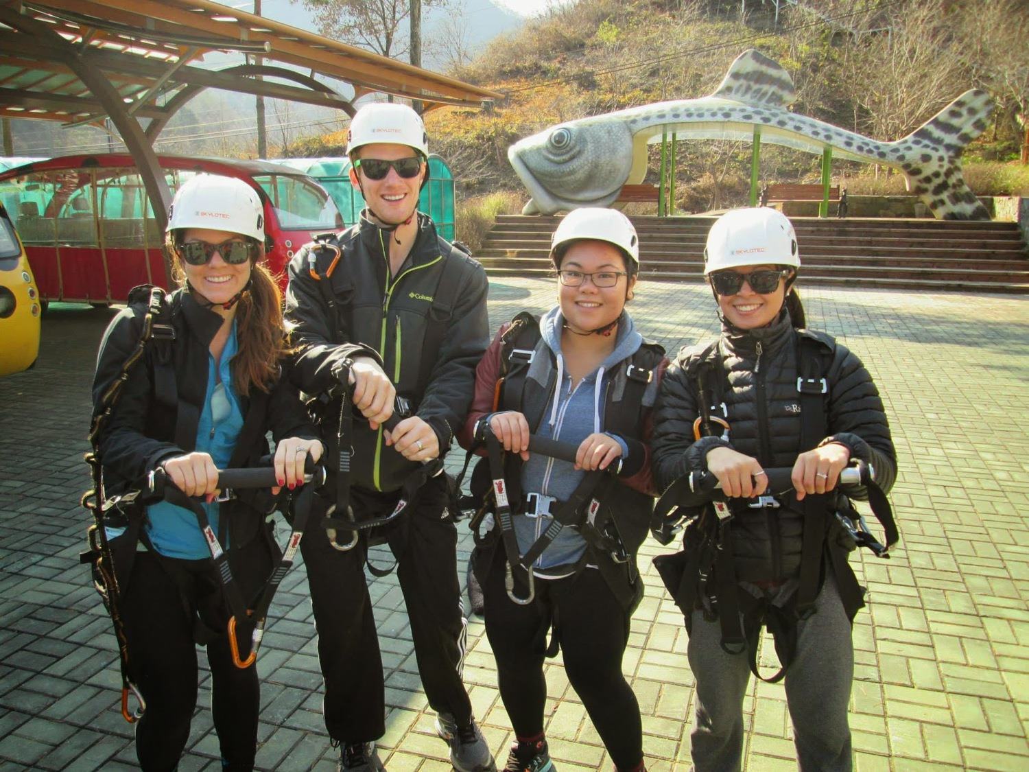 探险韩国洞穴和手工钓鱼