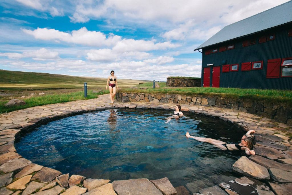 冰岛的爱彼迎(Airbnbs)和劳加费尔(Laugarfell)