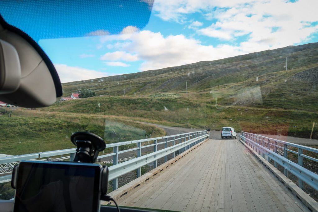 冰岛的stu - lagil峡谷大桥