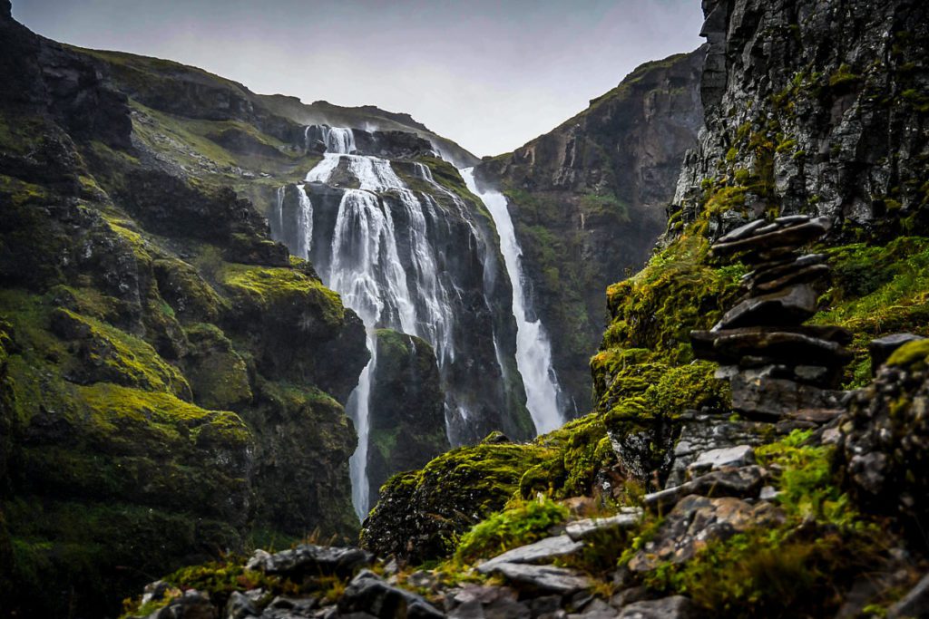 冰岛格列默瀑布