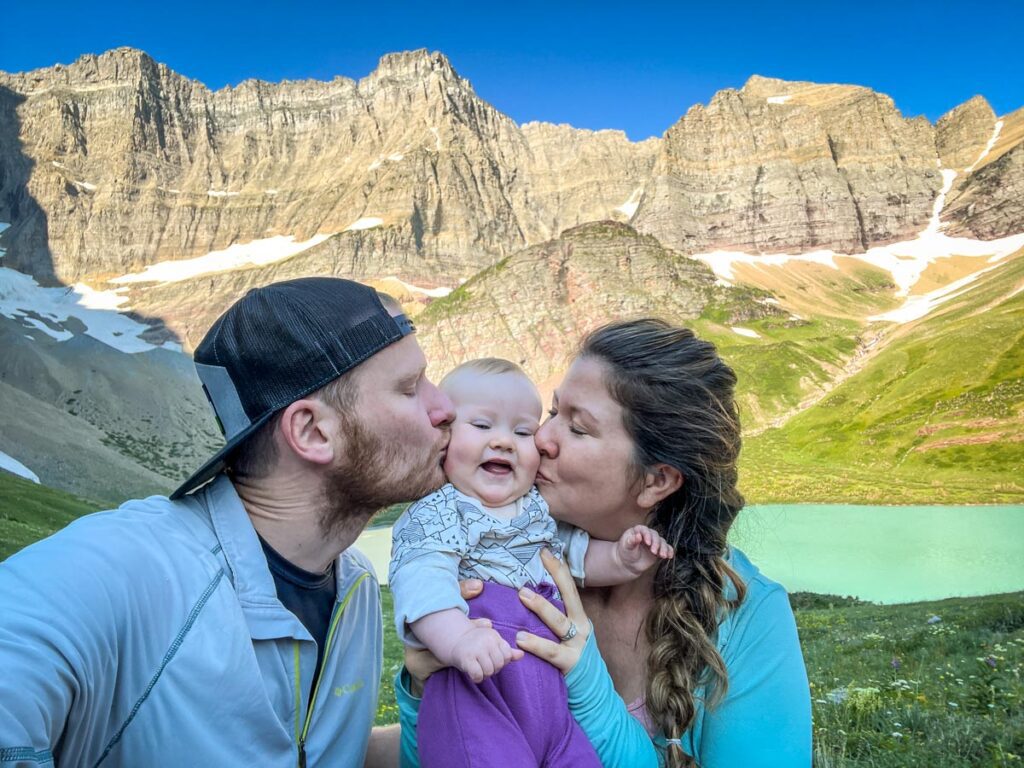 华体会最新登录网站带着一个婴儿技巧Cracker Lake Glacier National Park with a baby