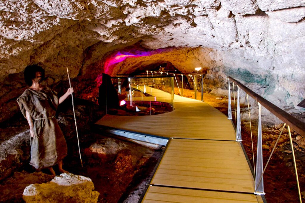 Ozidana Pecina Cave Krka国家公园(克罗地亚)