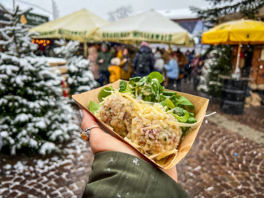 Speckknödel Christmas market foods